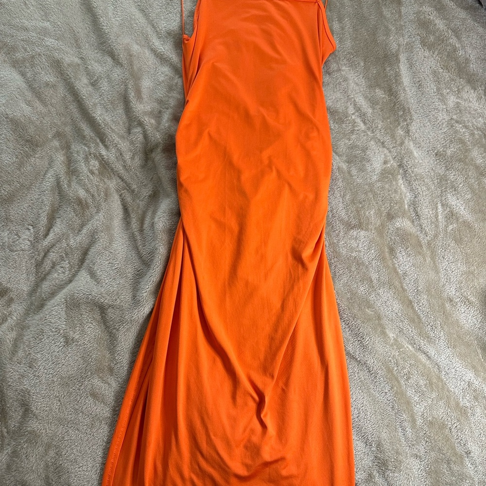 Elegant Orange Sleeveless Dress